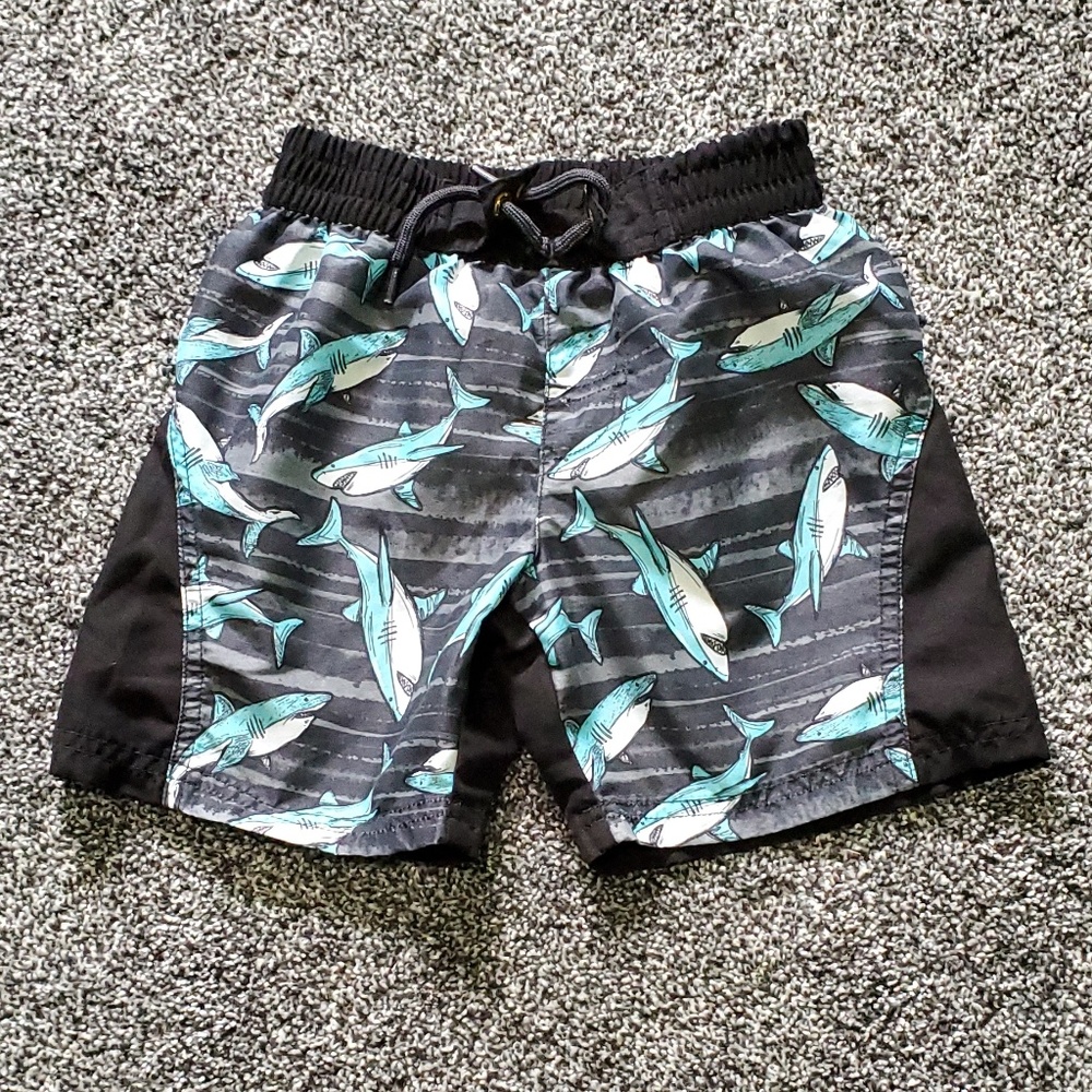 Shark bathing suit. Size XS 4/5
